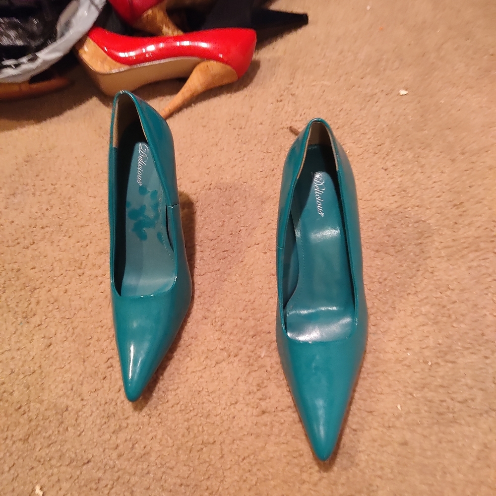 Turquoise heels - Picture 4 of 4